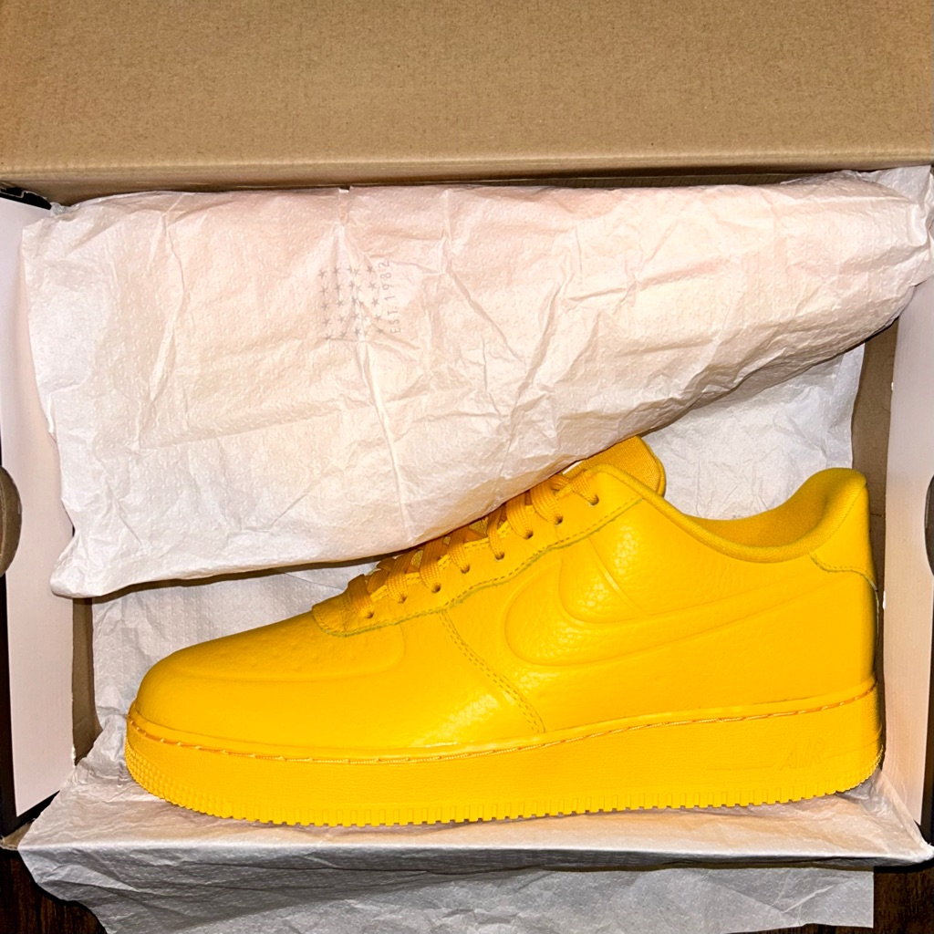 Brand New Nike Air Force 1 Low 07 ProTech Waterproof University Gold